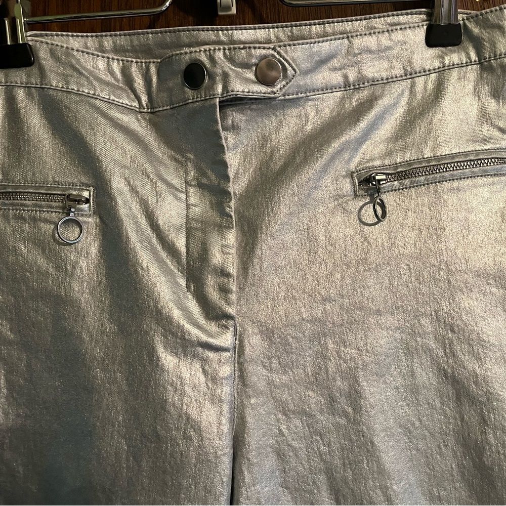 H&M slacks - Picture 2 of 6